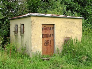Graffiti an einem Pumpenhäuschen an der Regnitz (Foto: Ralph Stenzel)